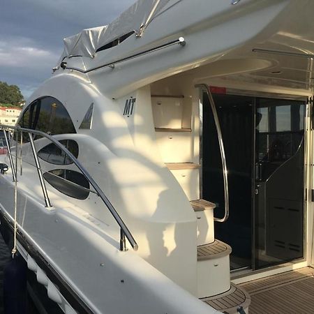 Porto Private Yacht- Accommodation Douro River Екстер'єр фото