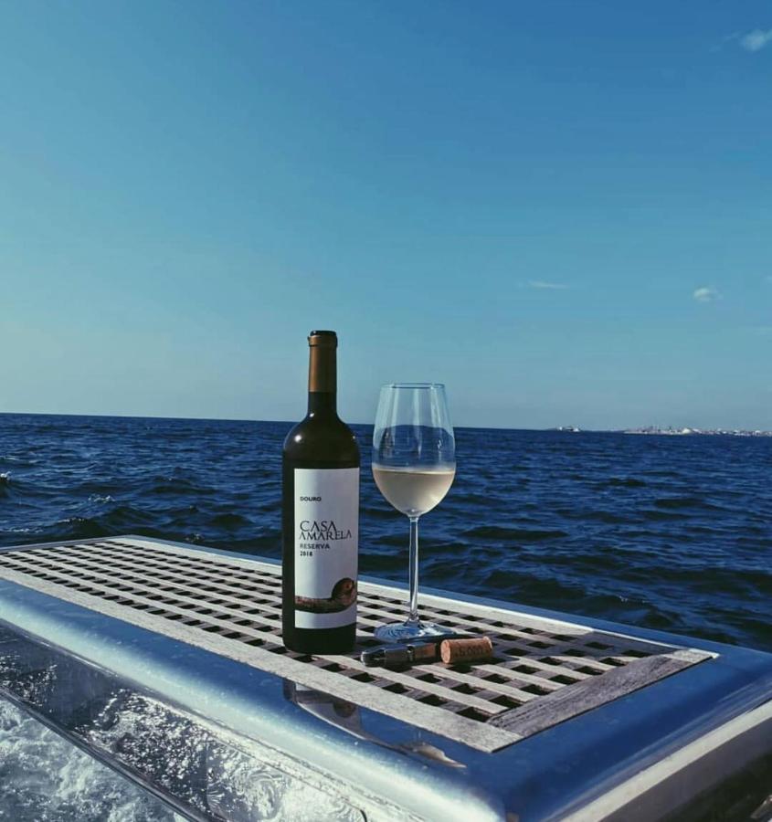 Porto Private Yacht- Accommodation Douro River Екстер'єр фото