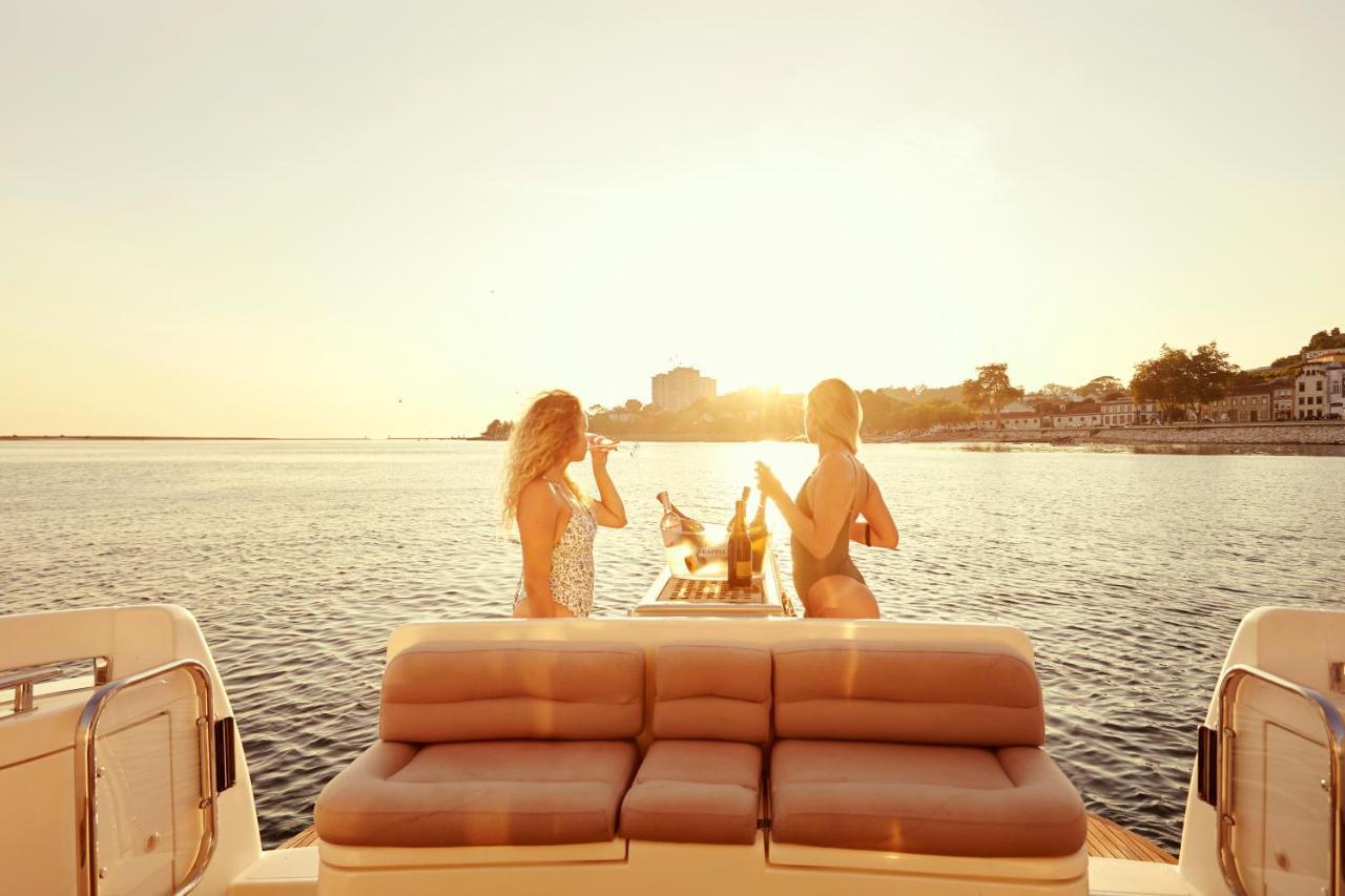 Porto Private Yacht- Accommodation Douro River Екстер'єр фото