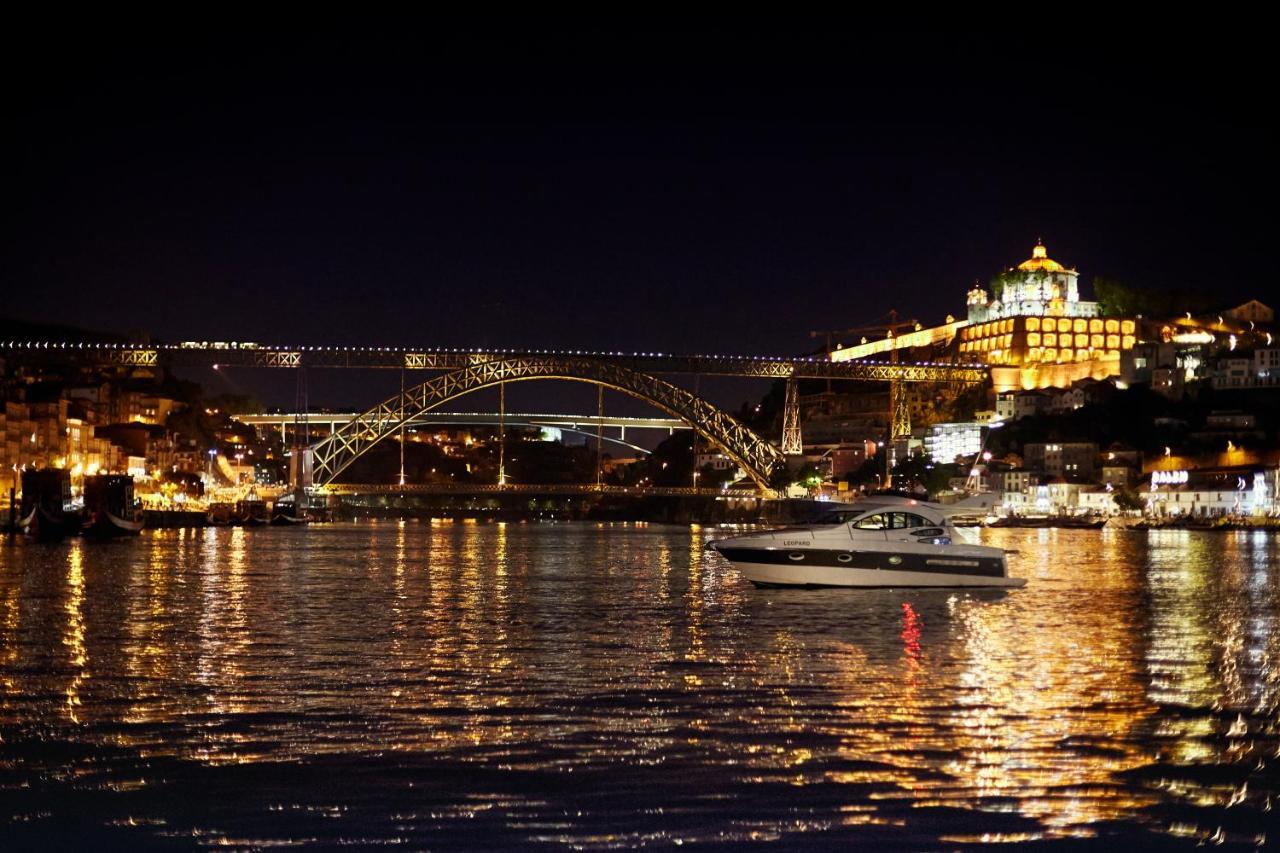Porto Private Yacht- Accommodation Douro River Екстер'єр фото