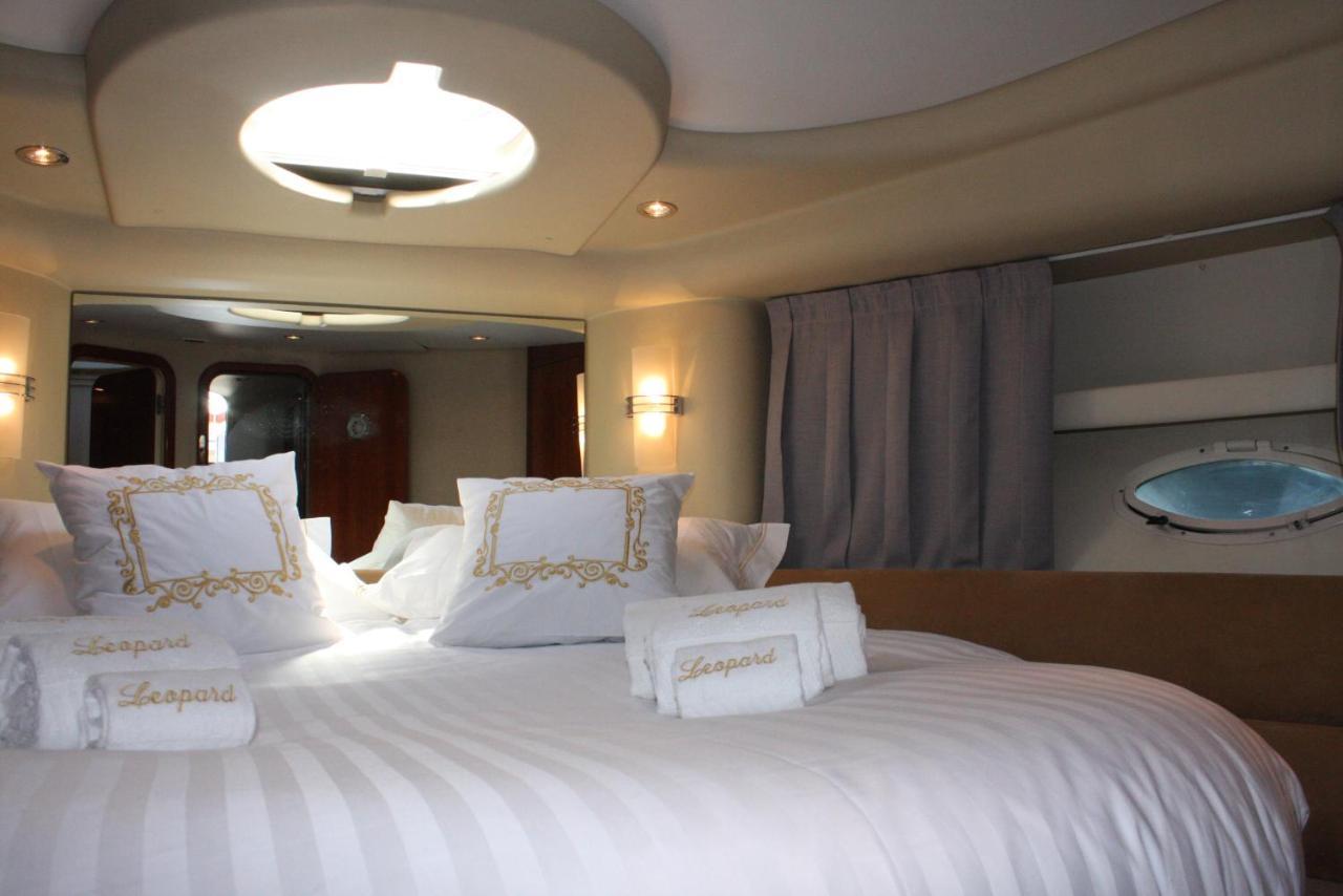 Porto Private Yacht- Accommodation Douro River Екстер'єр фото