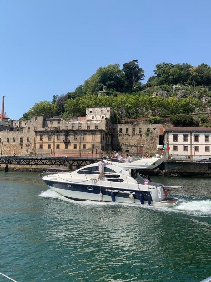 Porto Private Yacht- Accommodation Douro River Екстер'єр фото