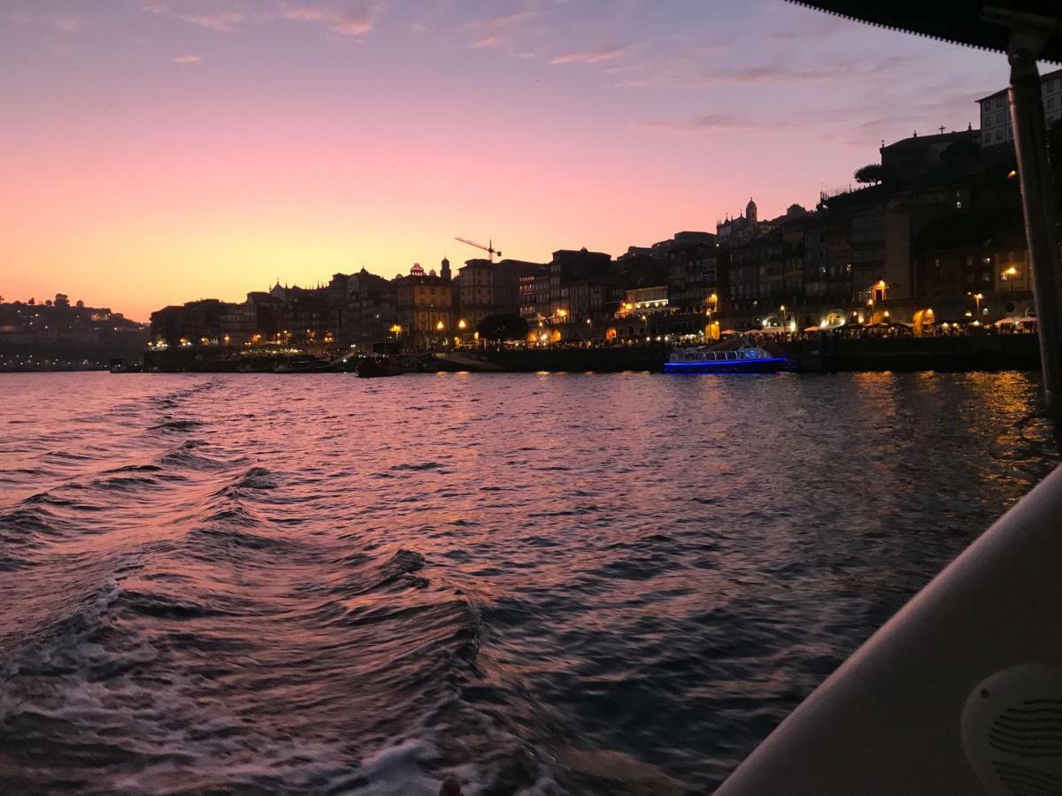 Porto Private Yacht- Accommodation Douro River Екстер'єр фото