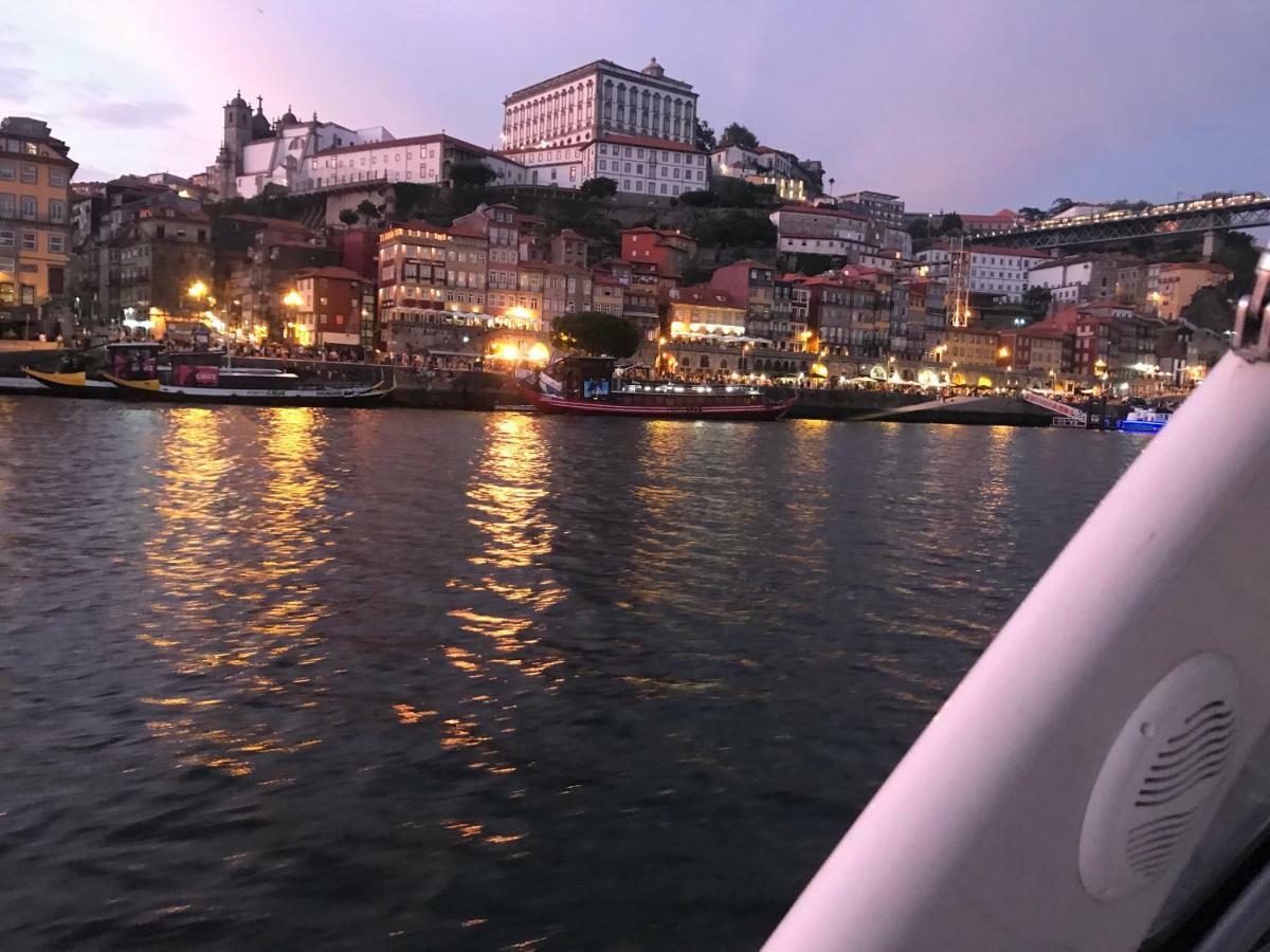 Porto Private Yacht- Accommodation Douro River Екстер'єр фото